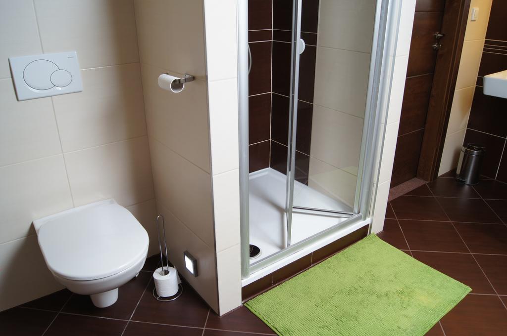 Pension Inspirace A Wellness Self Check-In Kolin Room photo