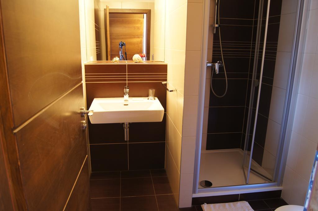 Pension Inspirace A Wellness Self Check-In Kolin Exterior photo